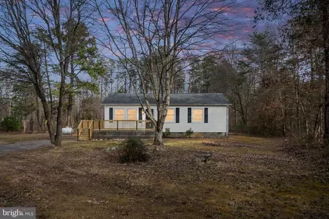 2174 Copper Line Rd, Bumpass, VA 23024 photo 3