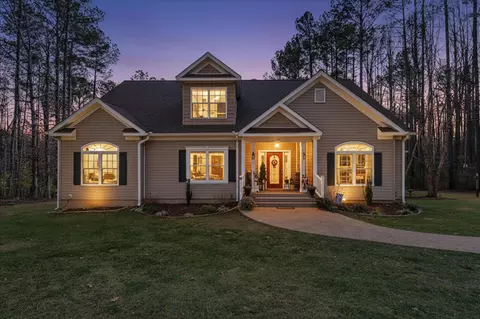 157 Roderick Pl, Mineral, VA 23117