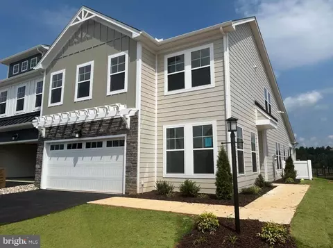 464 Bayberry Ln, Gordonsville, VA 22942