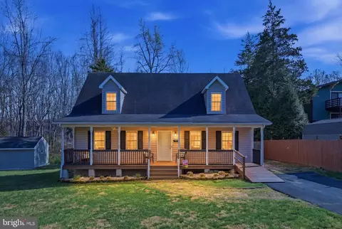 801 S Lakeshore Dr S, Louisa, VA 23093
