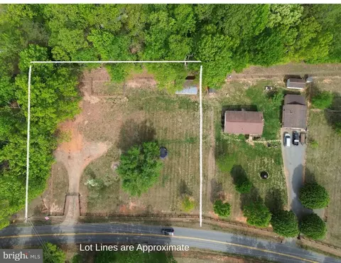 1271 Doctors Rd, Louisa, VA 23093 photo 2