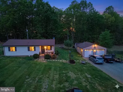 1309 Doctors Rd, Louisa, VA 23093