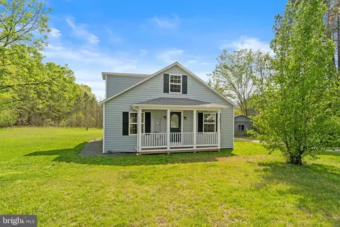 18634 Louisa Rd, Louisa, VA 23093
