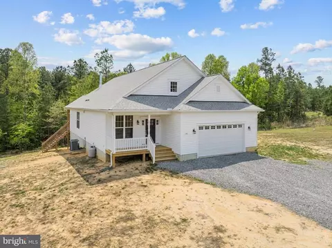 Exterior - 199 Gibson St, Bumpass, VA 23024 photo 1 of 9