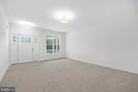 Living - 199 Gibson St, Bumpass, VA 23024 photo 2 of 3