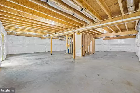 Entry Way - 199 Gibson St, Bumpass, VA 23024 photo 6 of 8