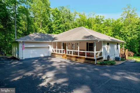 248 Oakwood Dr, Mineral, VA 23117