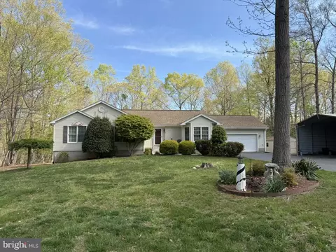 801 Mitchell Point Rd, Mineral, VA 23117