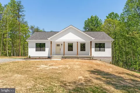 675 Vawter Corner Rd, Louisa, VA 23093
