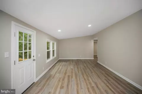 Living - 1438 Eastham Rd, Bumpass, VA 23024 photo 1 of 5