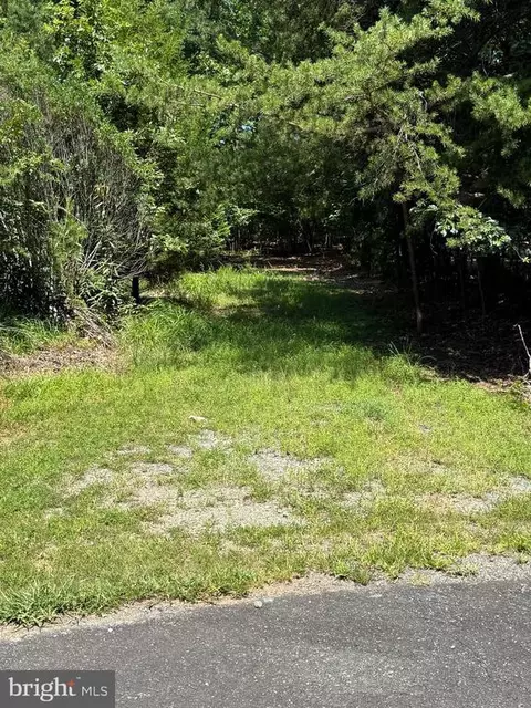 Madeline Lane, Mineral, VA 23117