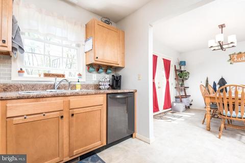 224 Orange Rd, Pratts, VA 22731 photo 18