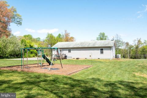 224 Orange Rd, Pratts, VA 22731 photo 6