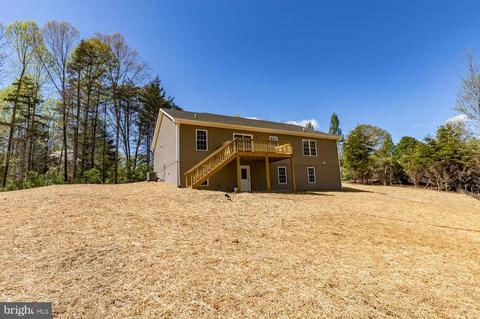 85 Pine Ct, Madison, VA 22727 photo 4