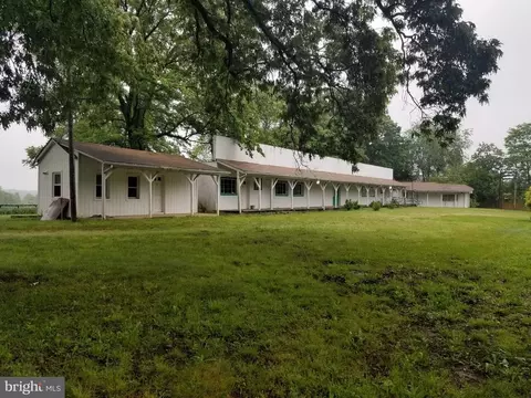 74 Kirtley Rd, Leon, VA 22725 photo 3