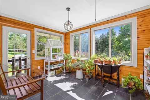 2487 Orange Rd, Pratts, VA 22731 photo 6