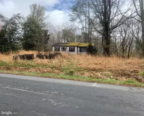 2226 Ridgeview Rd, Reva, VA 22735