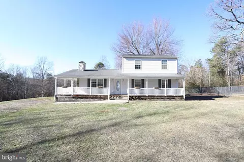 256 Medley Mtn Dr, Aroda, VA 22709