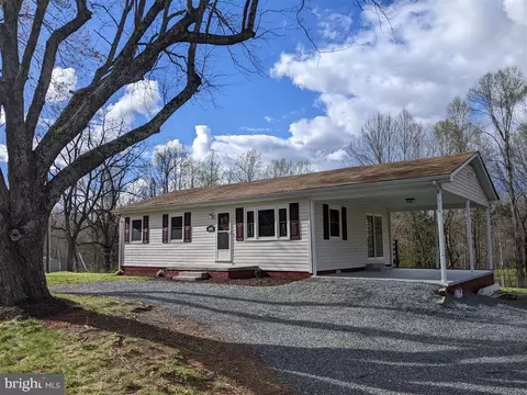 2801 Jacks Shop Rd, Rochelle, VA 22738
