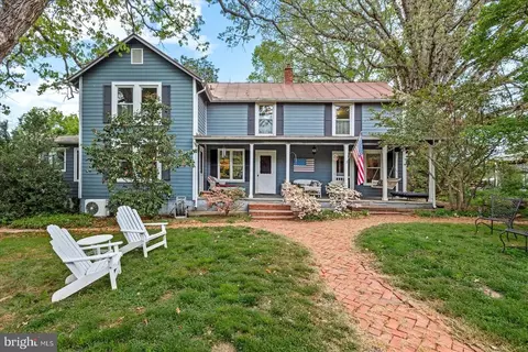 53 Seven Springs Ln, Brightwood, VA 22715