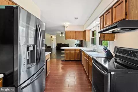 846 George James Loop, Radiant, VA 22732 photo 12