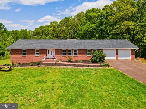 846 George James Loop, Radiant, VA 22732 photo 61
