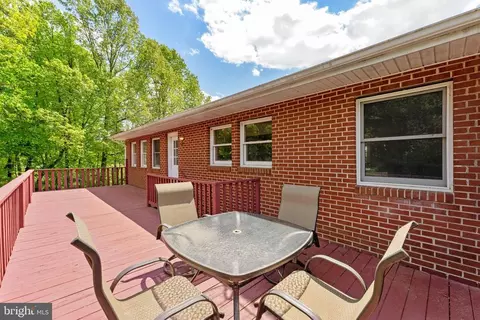 846 George James Loop, Radiant, VA 22732 photo 34