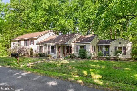 570 Courthouse Mtn, Madison, VA 22727