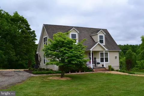 205 Heritage Hill Ln, Rochelle, VA 22738