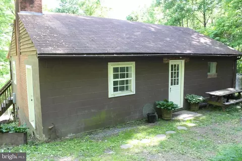367 Lost Valley Rd, Madison, VA 22727