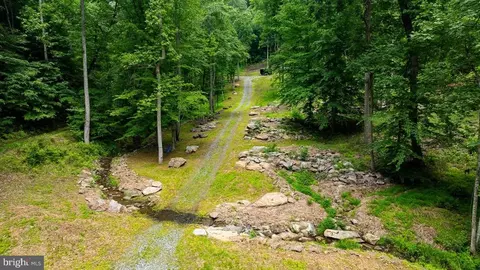 Dulaney Mountain Rd, Madison, VA 22727