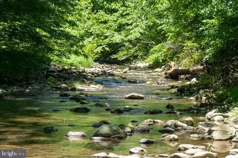13 Old Blue Ridge Tpke, Syria, VA 22743