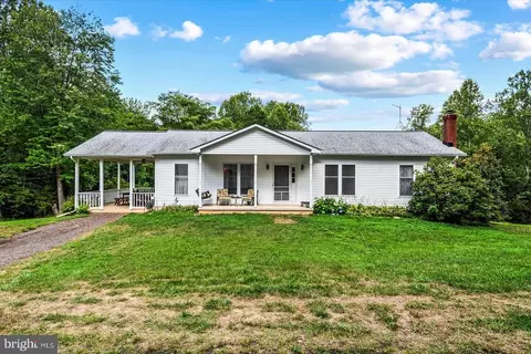 552 Zeus Hunt Club Ln, Aroda, VA 22709