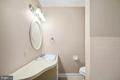 2038 Orange Rd, Pratts, VA 22731 photo 24