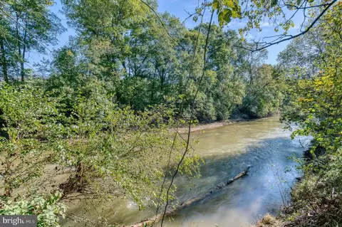 Oak Park Rd, Locust Dale, VA 22948