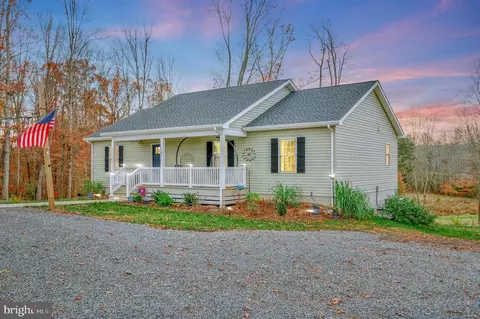 161 Russ Jones Ln, Aroda, VA 22709
