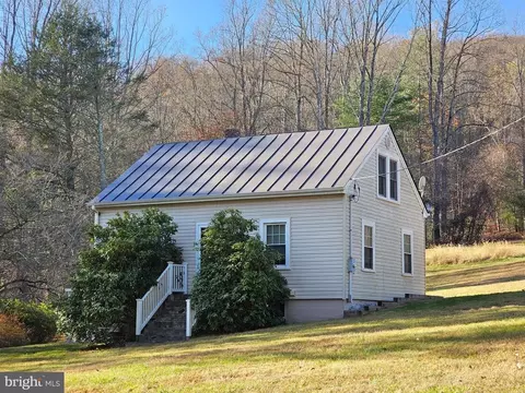 1935 Champe Plain Rd, Etlan, VA 22719 photo 7