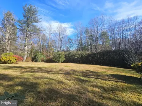 1935 Champe Plain Rd, Etlan, VA 22719 photo 2