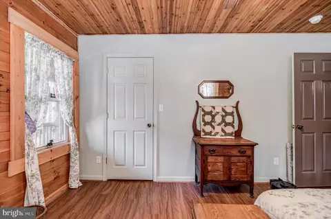 699 George James Loop, Radiant, VA 22732 photo 20