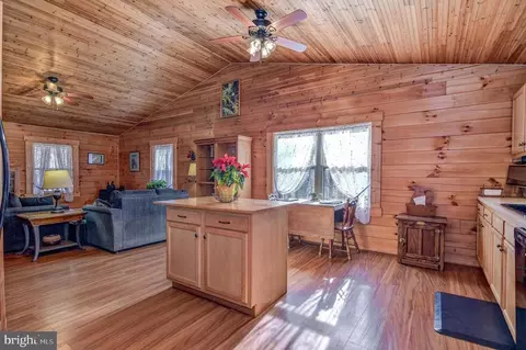 699 George James Loop, Radiant, VA 22732 photo 12