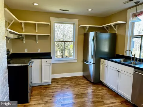 2331 Orange Rd, Pratts, VA 22731 photo 12