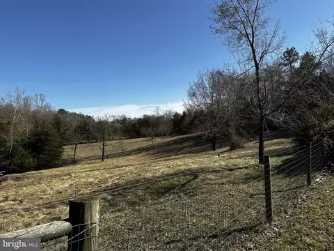 2331 Orange Rd, Pratts, VA 22731 photo 3