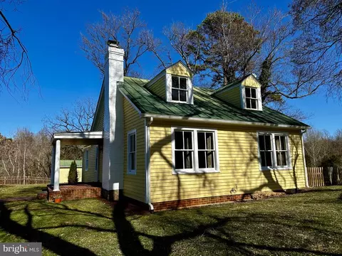 2331 Orange Rd, Pratts, VA 22731 photo 2