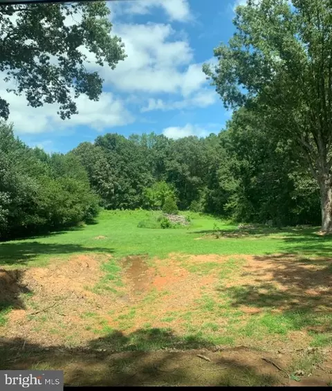 1548 James City Rd, Reva, VA 22735