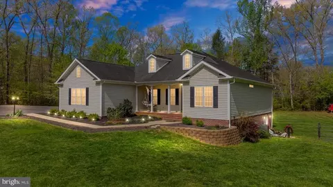 279 Carriage Ln, Madison, VA 22727