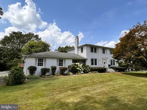409 Cook Mountain Dr, Brightwood, VA 22715