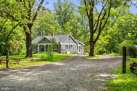 603 Leathers Ln, Etlan, VA 22719 photo 2
