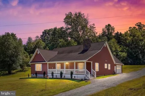 129 Abells Holler Log Ln, Reva, VA 22735