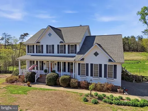 140 Woods Ridge Ln, Reva, VA 22735