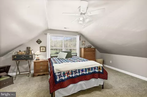 Bedroom - 3063 Etlan Rd, Etlan, VA 22719 photo 5 of 5